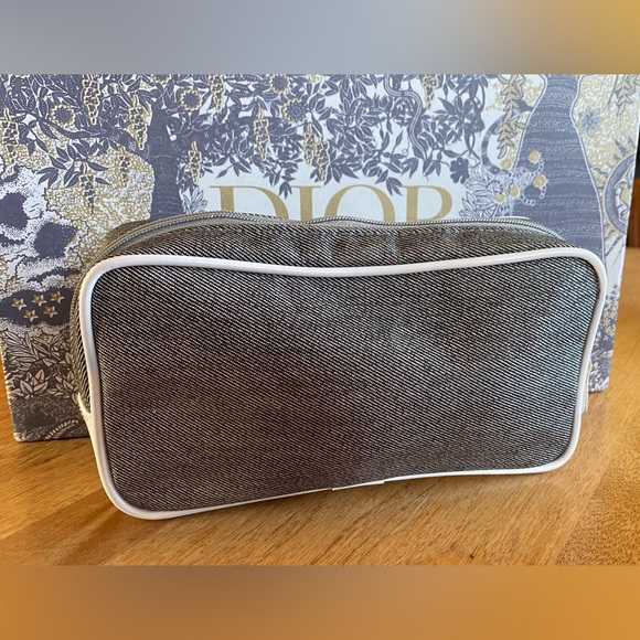 Christian Dior Rectangular Cosmetic/Pencil/Toiletry Pouch - Picture 3 of 8